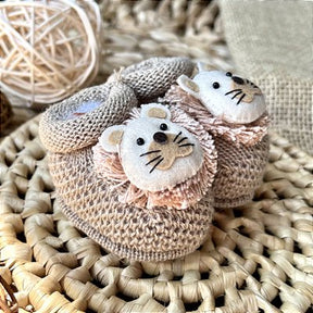 Kit 2 Sapatinhos de Tricô Leão