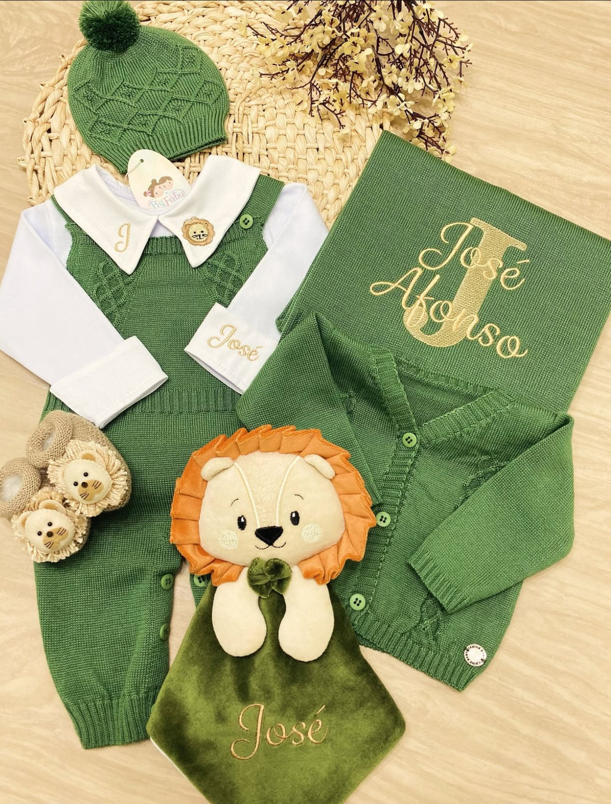 Kit Saída Maternidade Personalizável Verde folha Completa - Personalize Com o Nome do Seu Príncipe