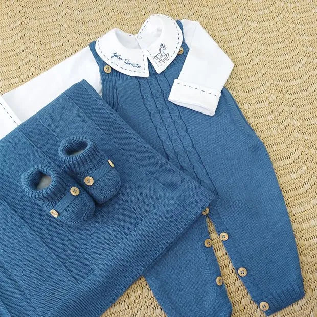 Saída De Maternidade Masculina Bebê Tricô Caio 7 Peças - ACOMPANHA BODY PERSONALIZADO À MÃO                                                                        Azul Jeans